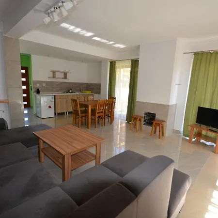 Domyletnie 8e Dom 86m2 Z Ogrodzona Dzialka * Sarbinowo