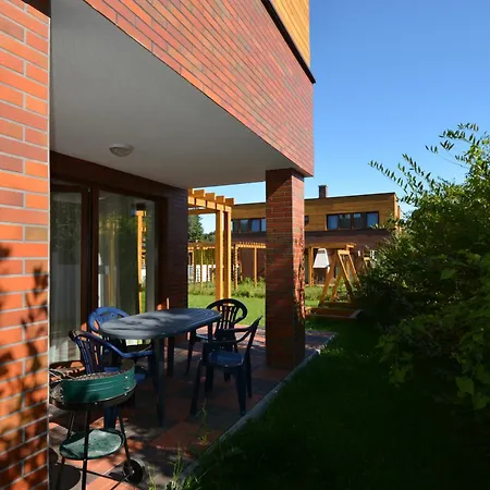 Domyletnie 8e Dom 86m2 Z Ogrodzona Dzialka Vakantiehuis *
